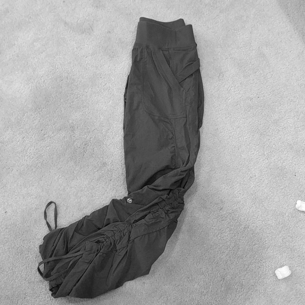 Lululemon dance studio jogger